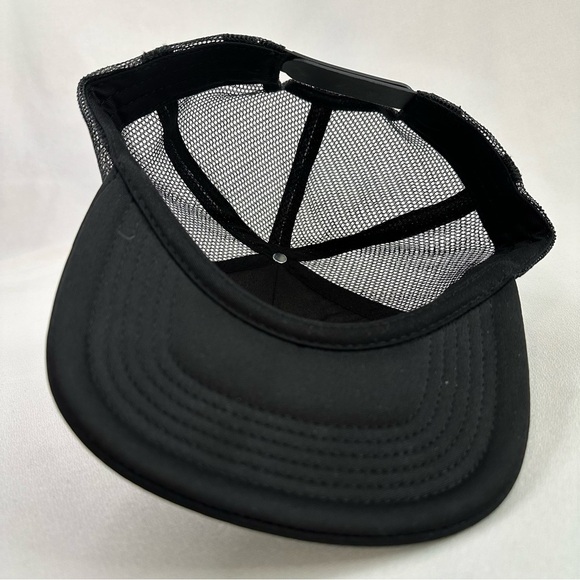 Freak show Trucker Hat - Picture 7 of 7